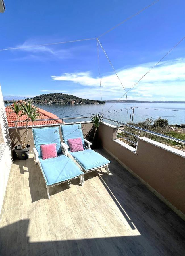 Cosy Apartment On The Beach - Kali Exterior photo